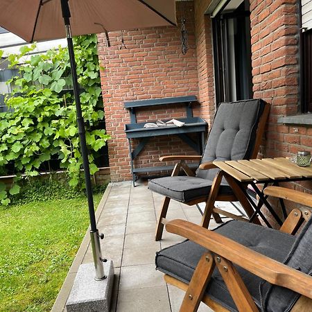Katarinas House Mit 2 Fewo Stilvoll, Gemuetlich & Zentral Boxspringbett, Parkplatz, Balkon Oder Garten 默尔斯 外观 照片
