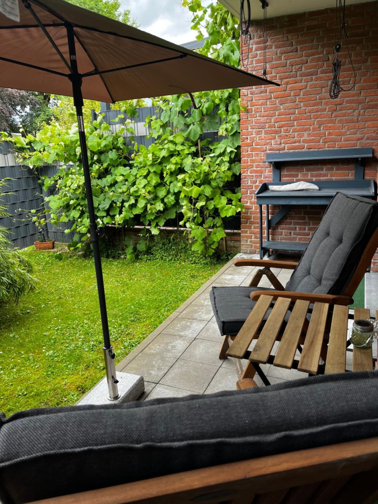 Katarinas House Mit 2 Fewo Stilvoll, Gemuetlich & Zentral Boxspringbett, Parkplatz, Balkon Oder Garten 默尔斯 外观 照片